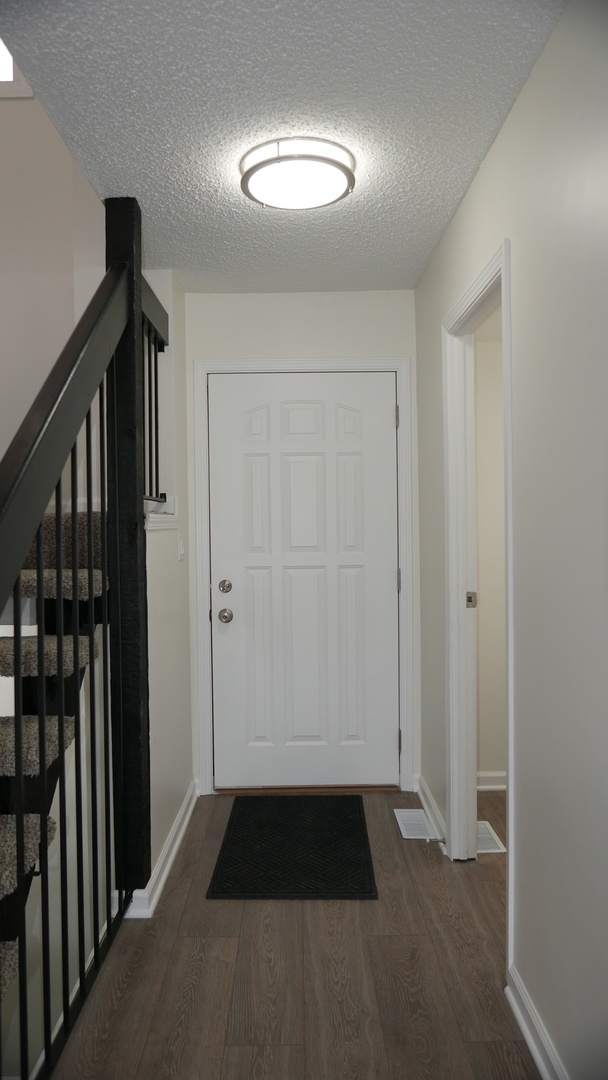 1352 Court Leona