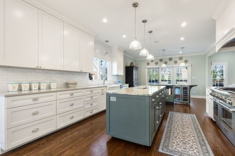 Tiny photo for 148 Jane Court, Clarendon Hills, IL 60514 (MLS # 12628414)