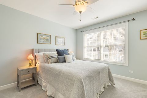 Tiny photo for 148 Jane Court, Clarendon Hills, IL 60514 (MLS # 12628414)