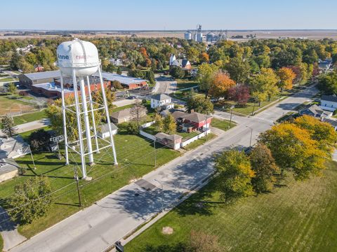 Tiny photo for 375 S Saint Louis Avenue, St. Anne, IL 60964 (MLS # 12505180)