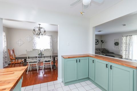 Tiny photo for 375 S Saint Louis Avenue, St. Anne, IL 60964 (MLS # 12505180)