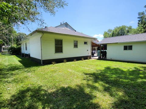 Tiny photo for 611 S Halliday Avenue, Duquoin, IL 62832 (MLS # 12694068)