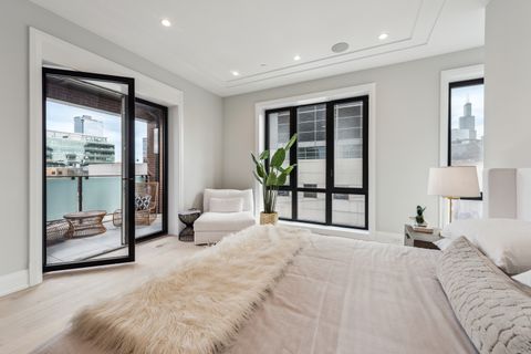 Tiny photo for 116 N Willard Court #301, Chicago, IL 60607 (MLS # 12627844)