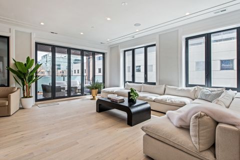 Tiny photo for 116 N Willard Court #301, Chicago, IL 60607 (MLS # 12627844)