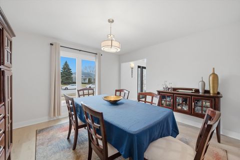 Tiny photo for 8718 Black Oak Avenue, Tinley Park, IL 60487 (MLS # 12585251)