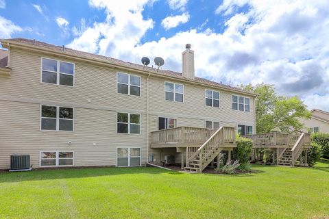 Tiny photo for 3042 Saint Michel Lane, St. Charles, IL 60175 (MLS # 12443126)