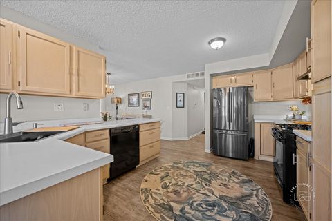 Tiny photo for 54 Willey Lane #54, Batavia, IL 60510 (MLS # 12571807)