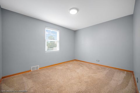 Tiny photo for 9018 Roach Avenue, Brookfield, IL 60513 (MLS # 12511205)