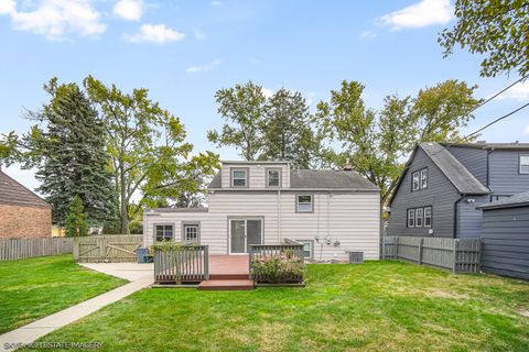 Tiny photo for 9018 Roach Avenue, Brookfield, IL 60513 (MLS # 12511205)