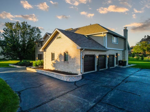 Tiny photo for 13207 HUNT MASTER Lane, Lemont, IL 60439 (MLS # 12779025)