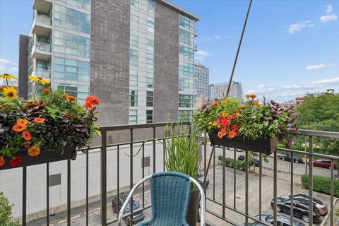 Tiny photo for 203 S SANGAMON Street #308, Chicago, IL 60607 (MLS # 12722910)
