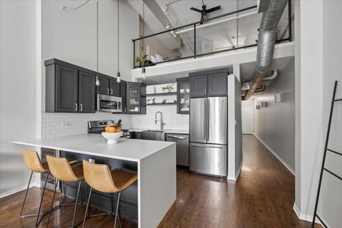 Tiny photo for 203 S SANGAMON Street #308, Chicago, IL 60607 (MLS # 12722910)