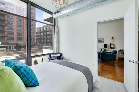 Tiny photo for 650 W Wayman Street #401C, Chicago, IL 60661 (MLS # 12576906)