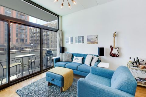 Tiny photo for 650 W Wayman Street #401C, Chicago, IL 60661 (MLS # 12576906)