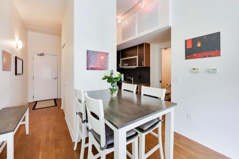 Tiny photo for 650 W Wayman Street #401C, Chicago, IL 60661 (MLS # 12576906)