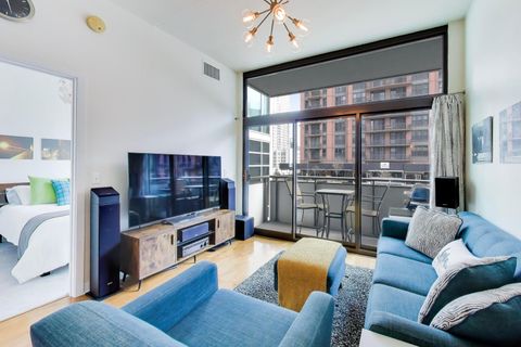 Tiny photo for 650 W Wayman Street #401C, Chicago, IL 60661 (MLS # 12576906)