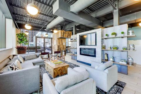 Tiny photo for 650 W Wayman Street #401C, Chicago, IL 60661 (MLS # 12576906)