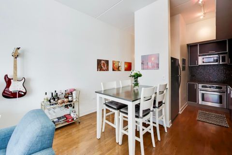 Tiny photo for 650 W Wayman Street #401C, Chicago, IL 60661 (MLS # 12576906)