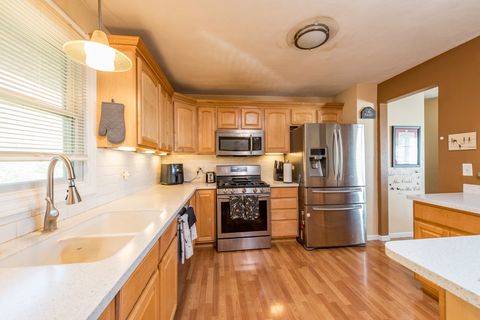 Tiny photo for 26672 W Orchard Avenue, Antioch, IL 60002 (MLS # 12495366)