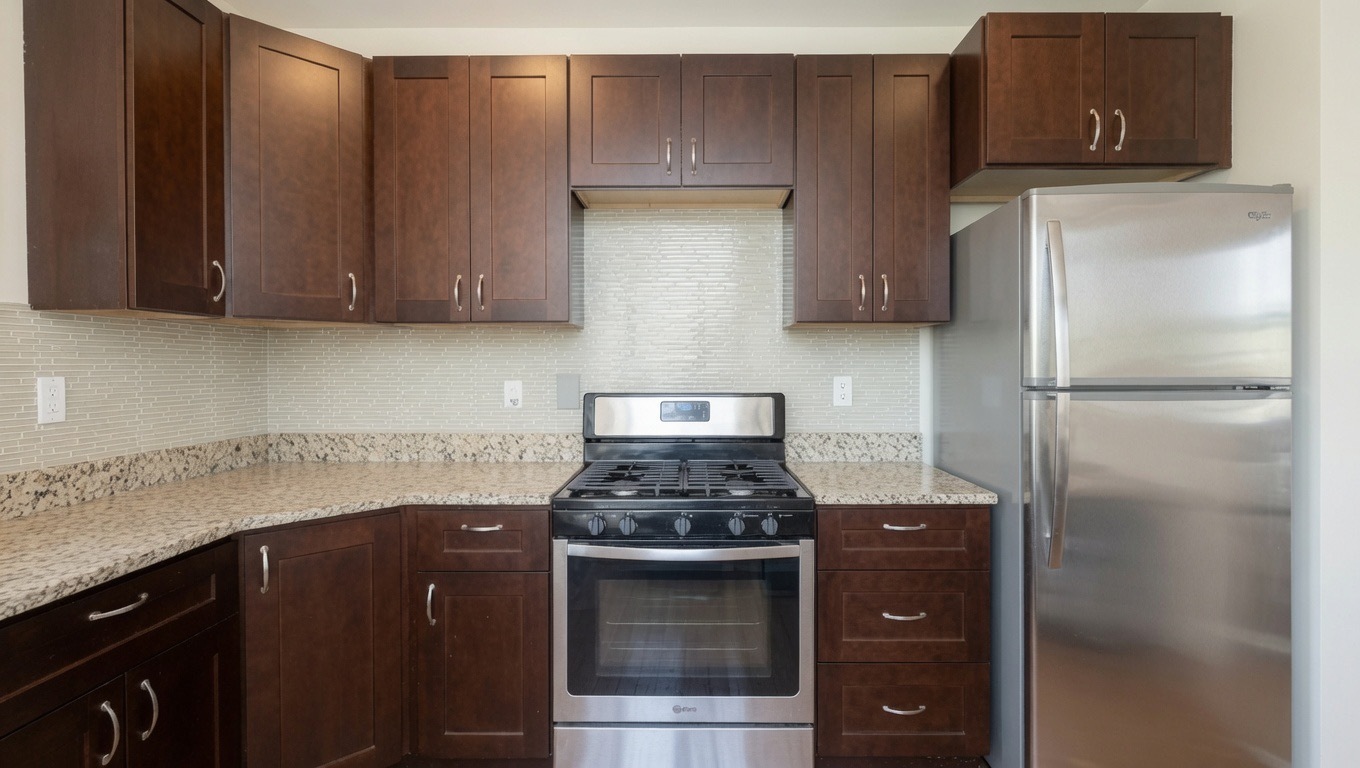 533 W Wrightwood Avenue 3F