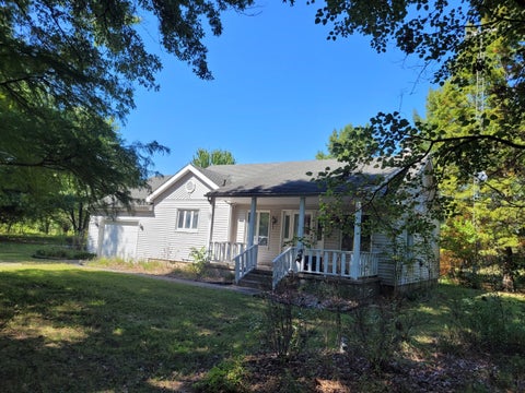 Tiny photo for 11978 E Bunny Farm Road, Mt Vernon, IL 62864 (MLS # 12759012)
