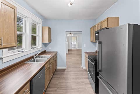 Tiny photo for 518 Cedar Street, Centralia, IL 62801 (MLS # 12649506)