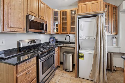 Tiny photo for 4320 N Clarendon Avenue #2031, Chicago, IL 60613 (MLS # 12529051)