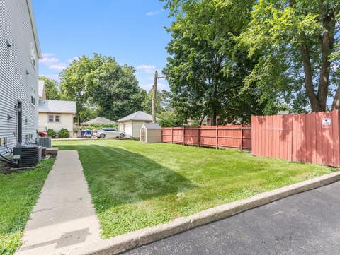 Tiny photo for 712 W Highland Avenue #6, Elgin, IL 60123 (MLS # 12730479)