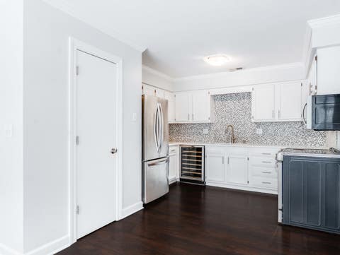 Tiny photo for 712 W Highland Avenue #6, Elgin, IL 60123 (MLS # 12730479)