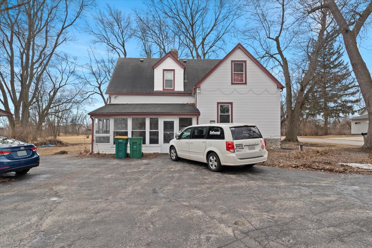 21279 W Shorewood Road