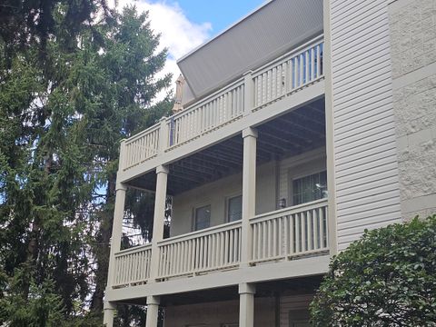 Tiny photo for 34451 N Old Walnut Circle #302, Gurnee, IL 60031 (MLS # 12448777)