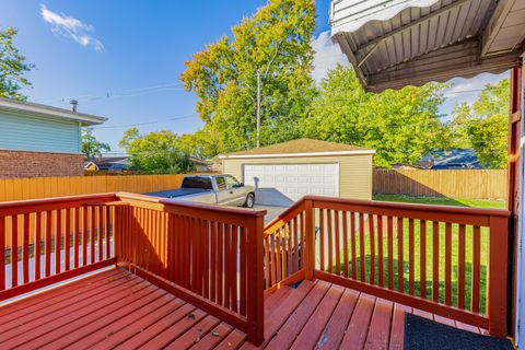 Tiny photo for 500 Grosvenor Place, Chicago Heights, IL 60411 (MLS # 12510001)