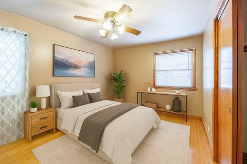 Tiny photo for 500 Grosvenor Place, Chicago Heights, IL 60411 (MLS # 12510001)