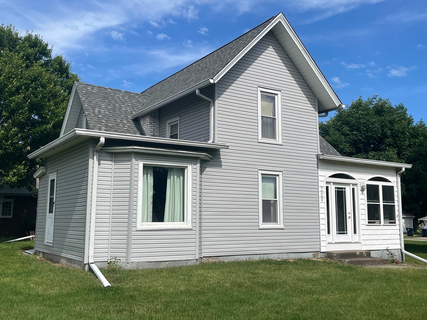 209 N School Street