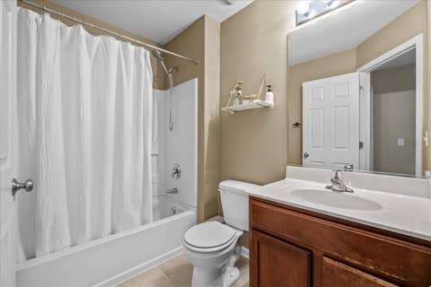 Tiny photo for 3841 Bailey Road, Yorkville, IL 60560 (MLS # 12712002)