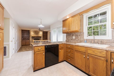 Tiny photo for 3 Shagbark Court, Bloomington, IL 61701 (MLS # 12677052)