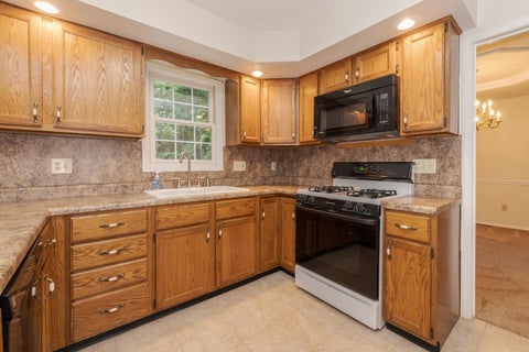 Tiny photo for 3 Shagbark Court, Bloomington, IL 61701 (MLS # 12677052)