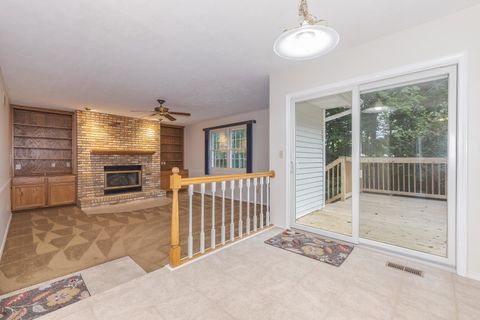 Tiny photo for 3 Shagbark Court, Bloomington, IL 61701 (MLS # 12677052)