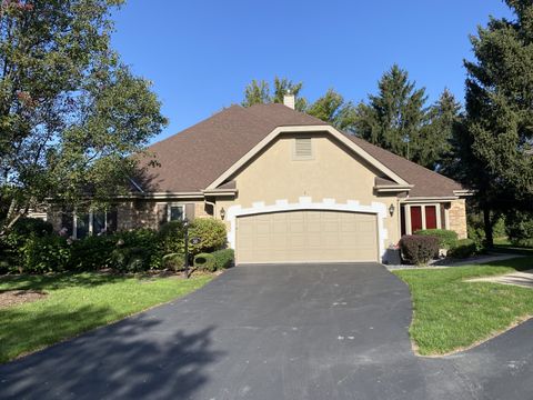 A home in Burr Ridge