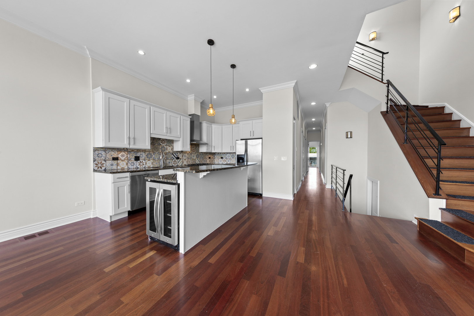 1428 W Irving Park Road 4
