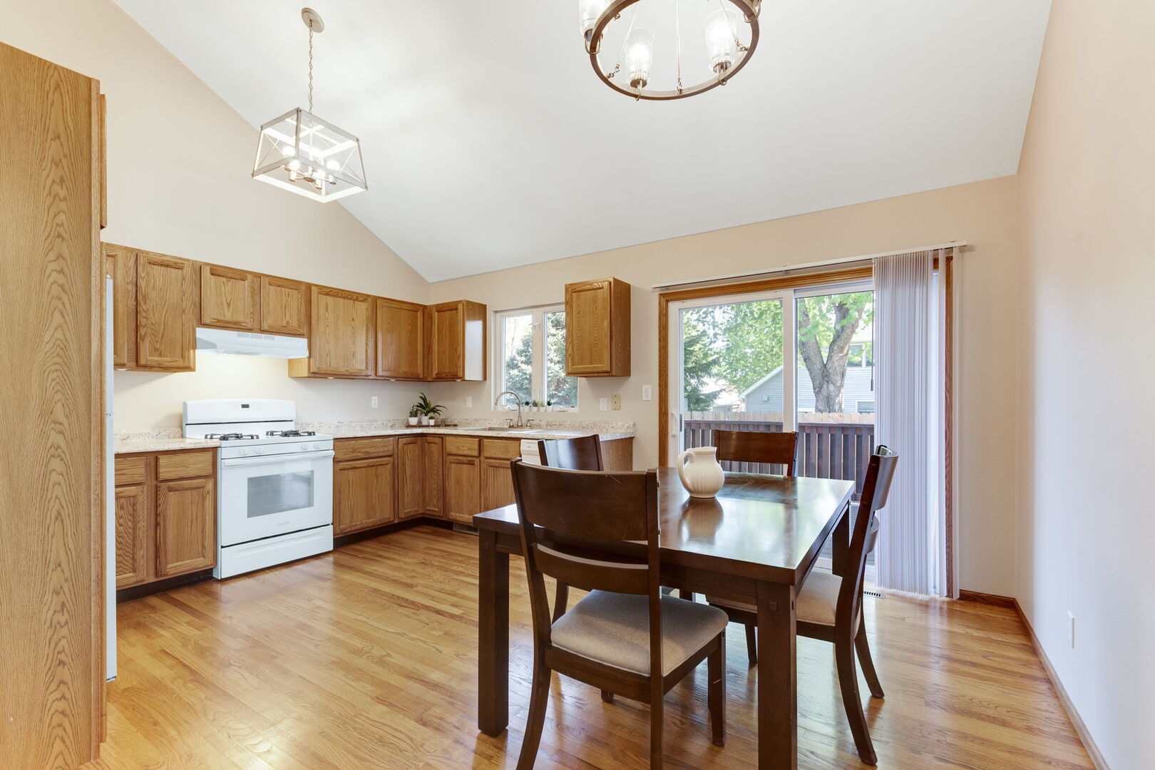 824 E Kahler Road 824