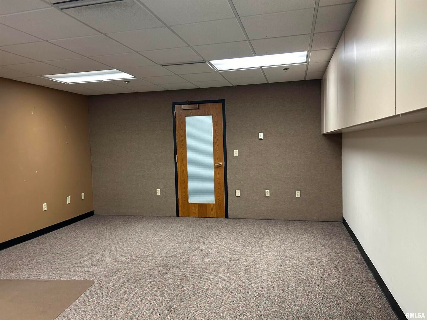 101 W 2ND Street 306