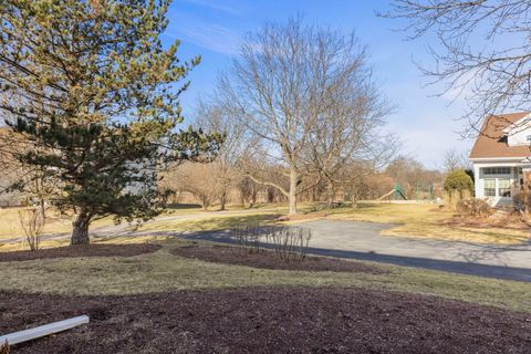 Tiny photo for 32006 MILLARD Circle, Warrenville, IL 60555 (MLS # 12579080)