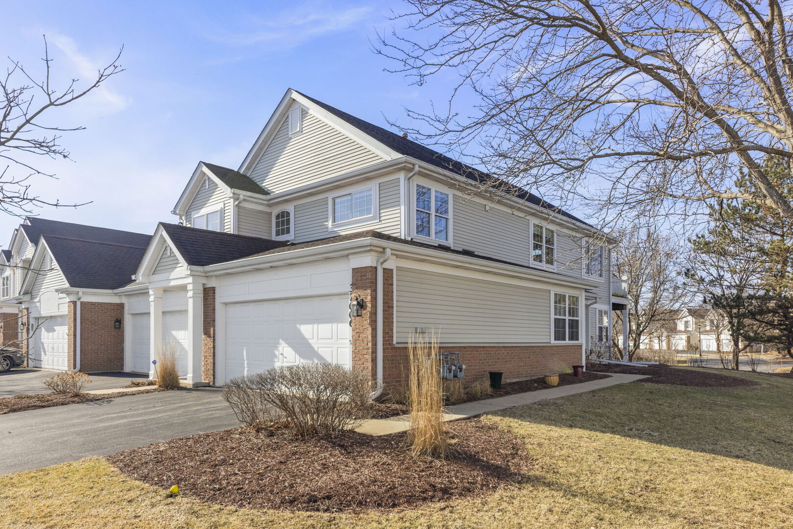 32006 MILLARD Circle