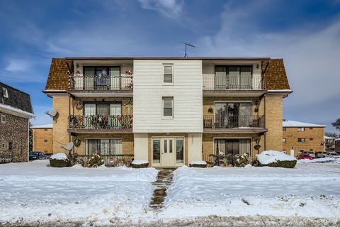 Photo of 7336 86th Street W #2B, Bridgeview, IL 60455 (MLS # 12406773)