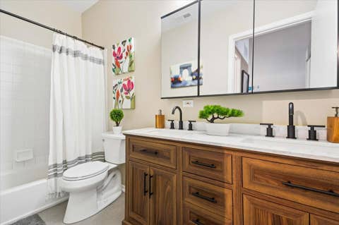 Tiny photo for 2654 W Medill Avenue #308, Chicago, IL 60647 (MLS # 12660023)