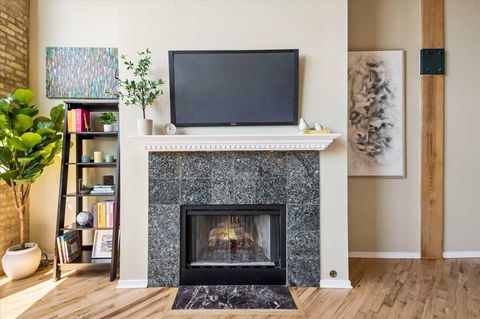 Tiny photo for 2654 W Medill Avenue #308, Chicago, IL 60647 (MLS # 12660023)