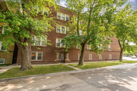 1941 W Chase Avenue G Chicago IL 60626