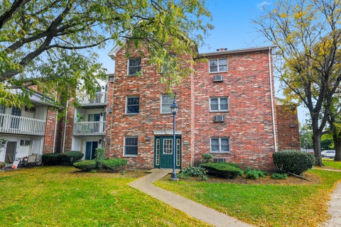 Photo of 4305 W Shamrock Lane #1D, McHenry, IL 60050 (MLS # 12782432)
