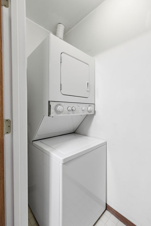 Tiny photo for 4305 W Shamrock Lane #1D, McHenry, IL 60050 (MLS # 12782432)